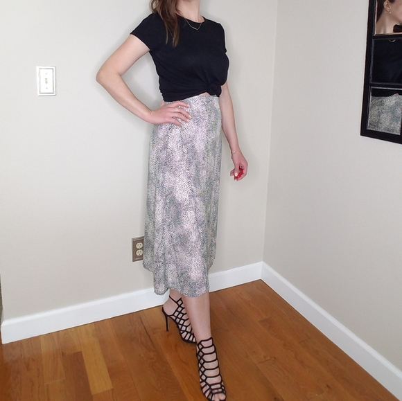 Promesa Dresses & Skirts - Spotted animal print skirt